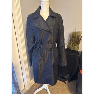 Akris Elegant Black Silk Trench Coat